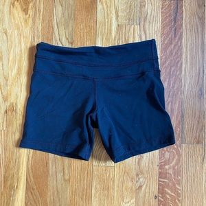 Black Lululemon biker shorts
